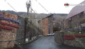 35-ամյա կինը ոստիկանությանը հայտնել է, որ իրեն պահում են Հրազդանի կիրճում գործող ռեստորաններից մեկում