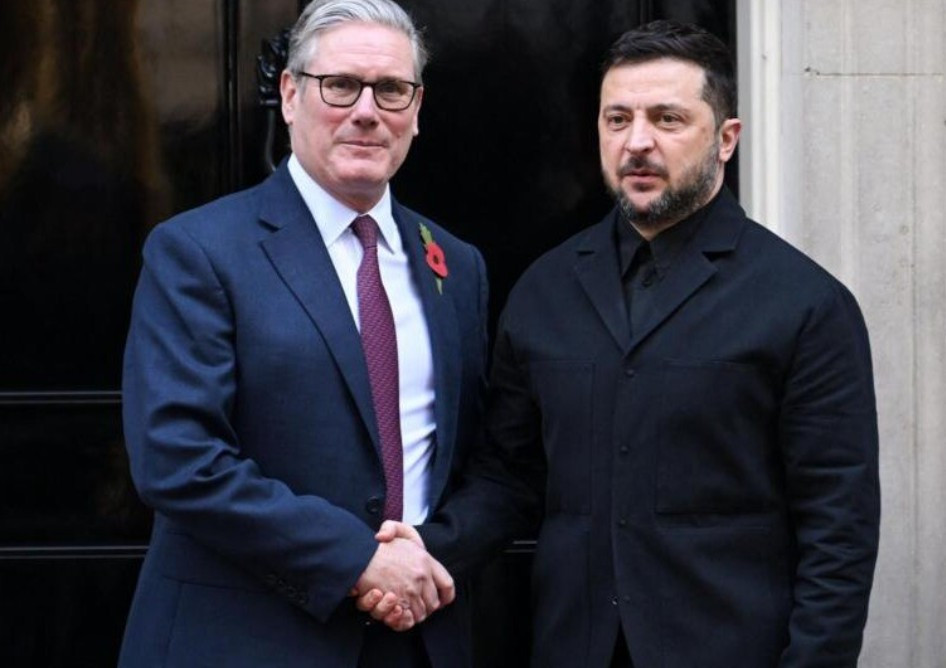 Զելենսկին Լոնդոնում հանդիպում է Սթարմերի հետ
