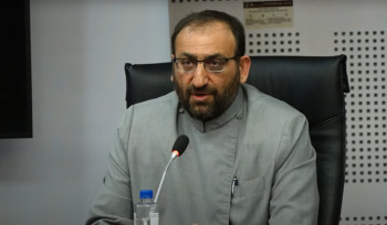 Զավեշտական է, թե երկրի շուրջ ծավալվող վտանգավոր զարգացումների պայմաններում ինչպիսի խեղկատակություններով է զբաղված իշխող քաղաքական ուժի քարոզչամեքենան. Արշակ Սրբազան