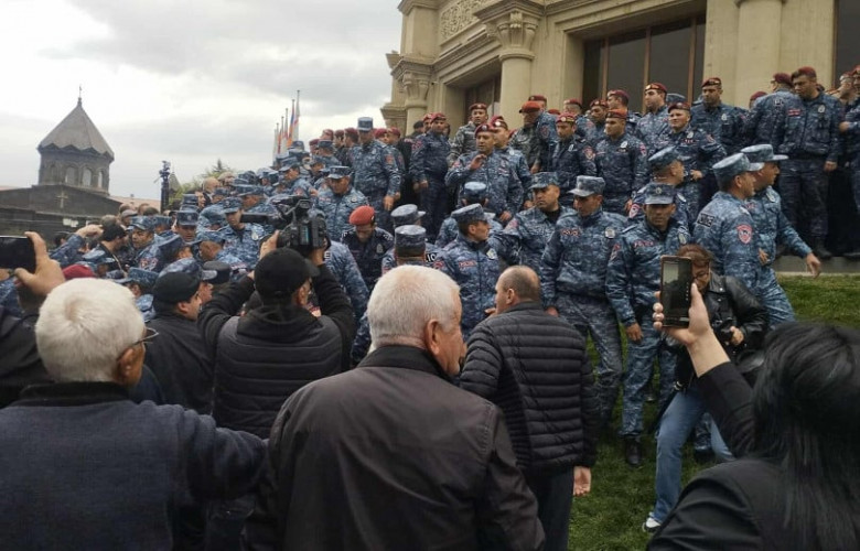 Գյումրիում անկարգությունների մասնակիցներից 24-ը կալանավորվել են, 15-ի նկատմամբ՝ տնային կալանք