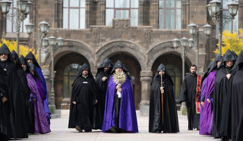 Բարձրաստիճան հոգևորականները հակաքայլեր են ձեռնարկում իշխանությունների դեմ. «Հրապարակ»