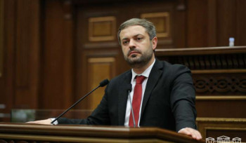 Գործարան սարքելու, աշխատեցնելու ու այնտեղ ապրանք արտադրելու համար պետք է դպրոց ու համալսարան, գործարանի արտադրանքը արտահանելու համար էլ՝ ճանապարհ․Պապոյան