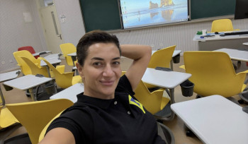 Բարձր արժանիքներով մարդն ուտում է առանց փորը լցնելու, կեցարան ընտրում է առանց հարմարավետություն պահանջելու. Աննա Հակոբյանի մեջբերումը