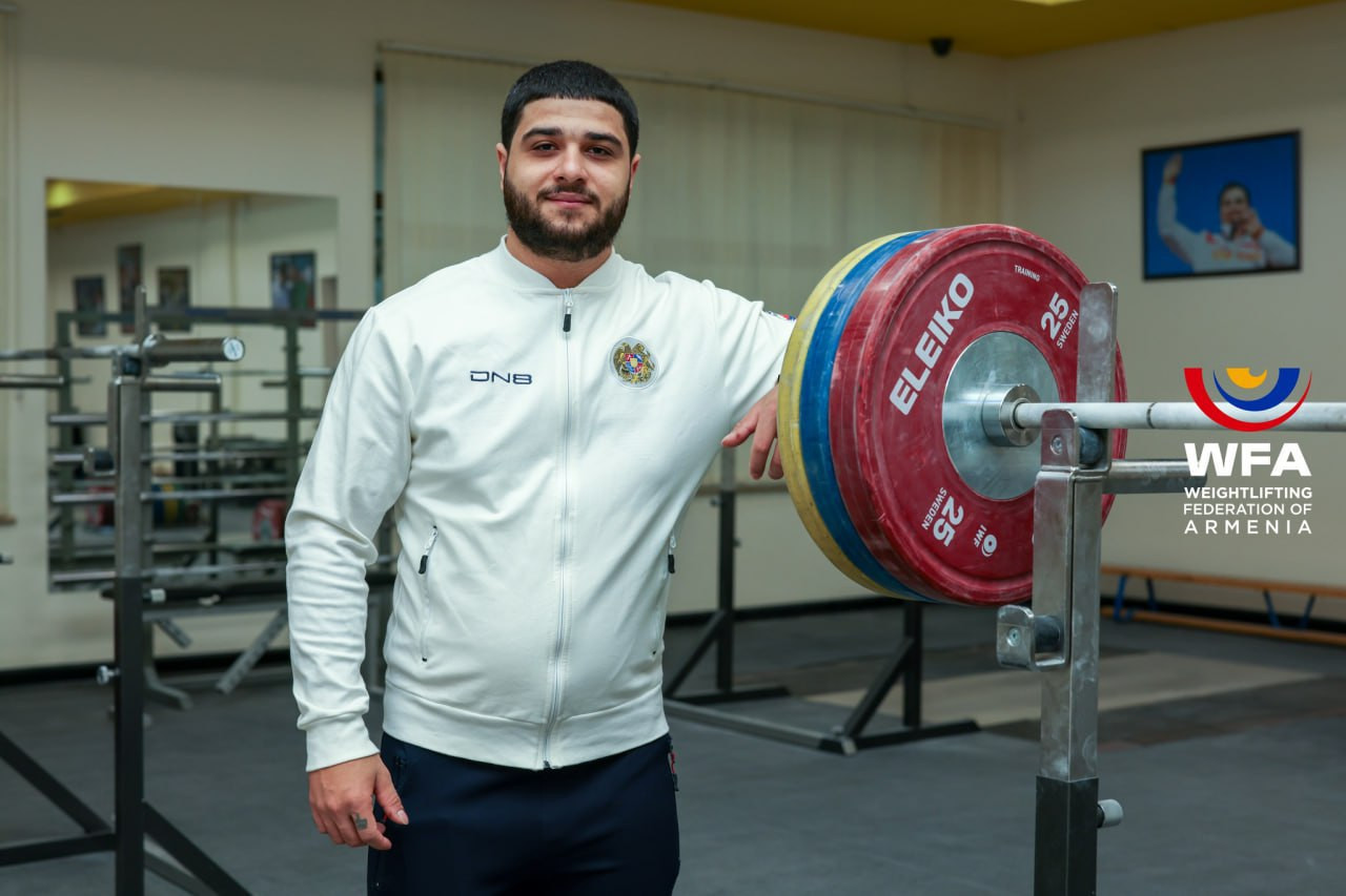 Երկամարտի 361 կգ արդյունքով` Մնացական Աբրահամյանը դարձավ Եվրոպայի մինչև 23 տարեկանների առաջնության արծաթե մեդալակիր