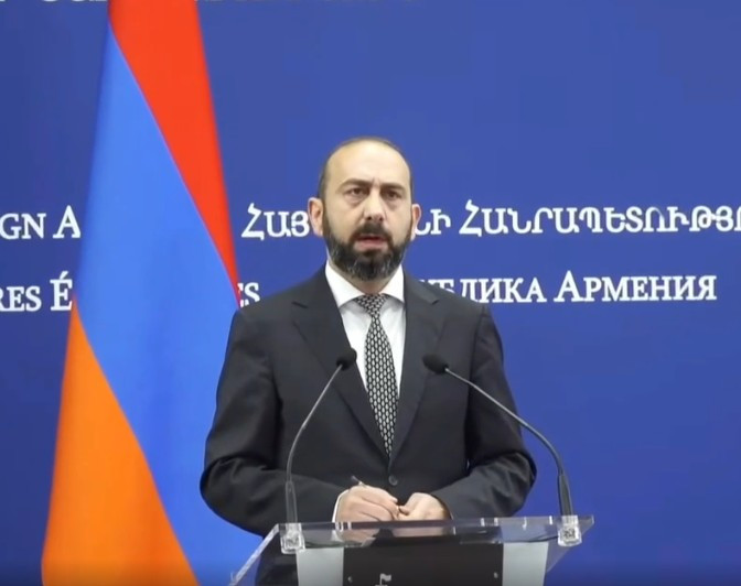 Կխնդրեի չօգտագործել «միջանցք» տերմինը ենթակառուցվածքների այն կտորի մասով, որը անցնելու է ՀՀ հարավով. Միրզոյանը՝ թուրք լրագրողին