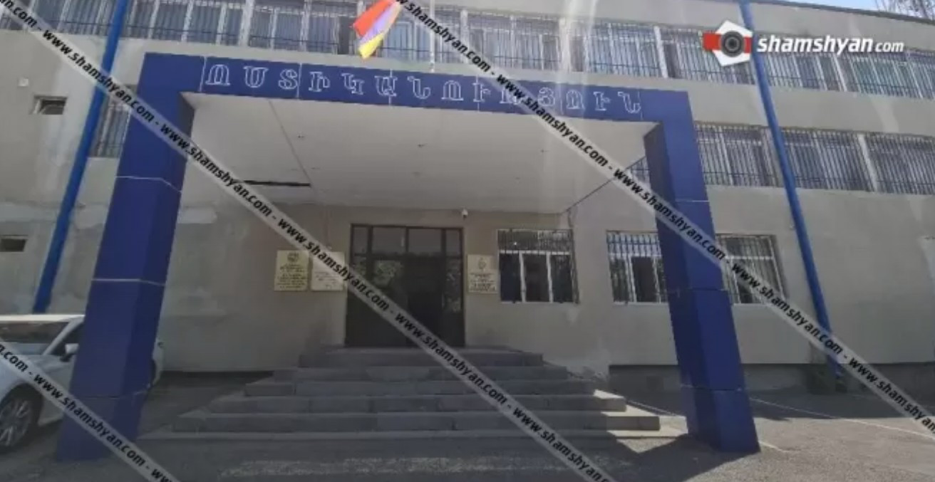 Երևանում մուտք են գործել Գայի պողոտայում գործող հագուստի խանութ և գողացել տարբեր տեսակի հագուստներ․ վնասի չափը մոտ 1 մլն դրամ է. Shamshyan.com