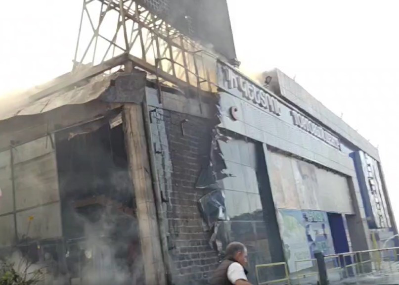 Կոմիտասի պողոտայի սննդի կետերից մեկում հրդեհ է բռնկվել․ տեղում է 10 մարտական հաշվարկ