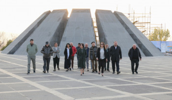 Ժաննա Անդրեասյանը կրկին այցելել է Ծիծեռնակաբերդ