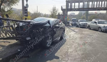 Հալաբյան-Արզումանյան փողոցների խաչմերուկում բախվել են «Opel»-ն ու «Chevrolet»-ը․ կան վիրավորներ