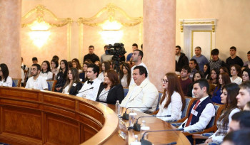 «Առաջարկ Հայաստանին» նախագծի շրջանակներում հայտարարված երիտասարդական մրցույթը մեծ հետաքրքրություն է առաջացրել, մրցույթի արդարությունը ես երաշխավորում եմ 100 տոկոսով․ Գագիկ Ծառուկյան