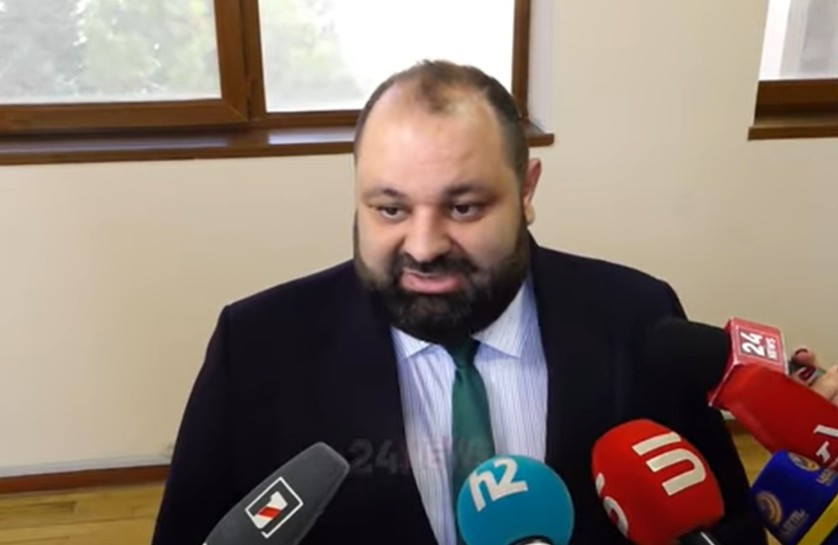 Բայց խի պետք է նշվեր ցորենի կարգը, գաղտնիք չկա, որ անասնակեր է եկել, ցորենը 4-րդ կարգի է.  փոխնախարարը՝ Ադրբեջանով բերված ցորենի մասին