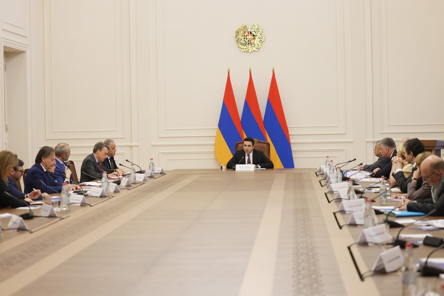 Ալեն Սիմոնյանը ԵՄ անդամ երկրների դիվանագիտական ներկայացուցչությունների ղեկավարների ուշադրությունն է հրավիրել Ադրբեջանում պահվող հայերի խնդիրներին