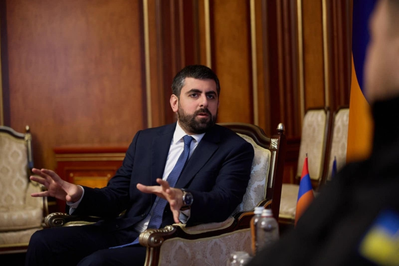 Եթե հանկարծ որևէ սցենարով որոշվի, որ պետք է Հայաստանը և Ադրբեջանը տարածքներով փոխանակվեն, դա չի կարող տեղի ունենալ առանց հանրաքվեի․ Խանդանյան