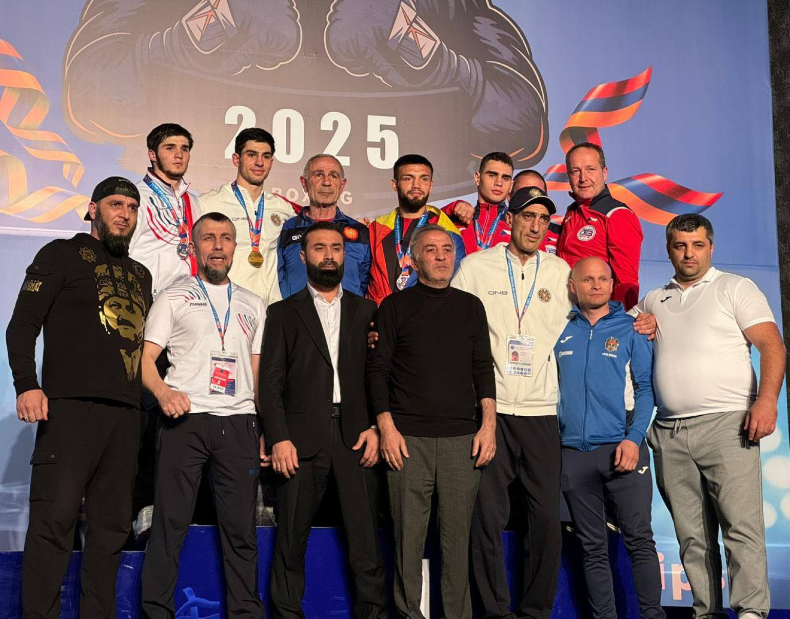 7 ոսկե, 17 արծաթե և 15 բրոնզե մեդալ՝ բռնցքամարտի մինչև 23 տարեկանների և երիտասարդների Եվրոպայի առաջնություններում