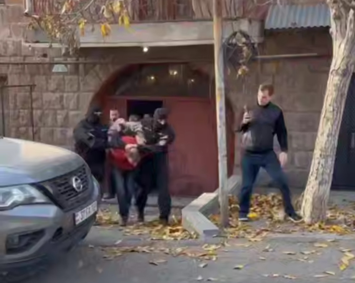 «Իմնեմնիմի» պոդքասթի հաղորդավար Վազգեն Սաղաթելյանը ևս ձերբակալվեց