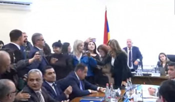 ՀԾԿՀ–ն քննարկում է ՀԷՑ–ին լիցենզիայից զրկելու հարցը. ուղիղ