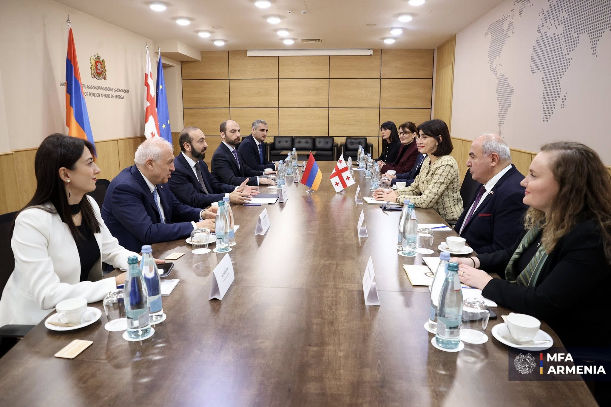 Մեր երկկողմ օրակարգը բազմաշերտ է՝ ընդգրկելով ակտիվ համագործակցություն բոլոր բնագավառներում՝ տնտեսությունից մինչև անվտանգություն. Միրզոյանը՝ Վրաստանի ԱԳ նախարարին