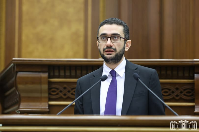 Բռնություն գործադրած անձը կպարտավորվի կրել էլեկտրոնային հսկողության միջոց․ օրենքն ուժի մեջ կմտնի 2026 թվականի մարտի 1-ից