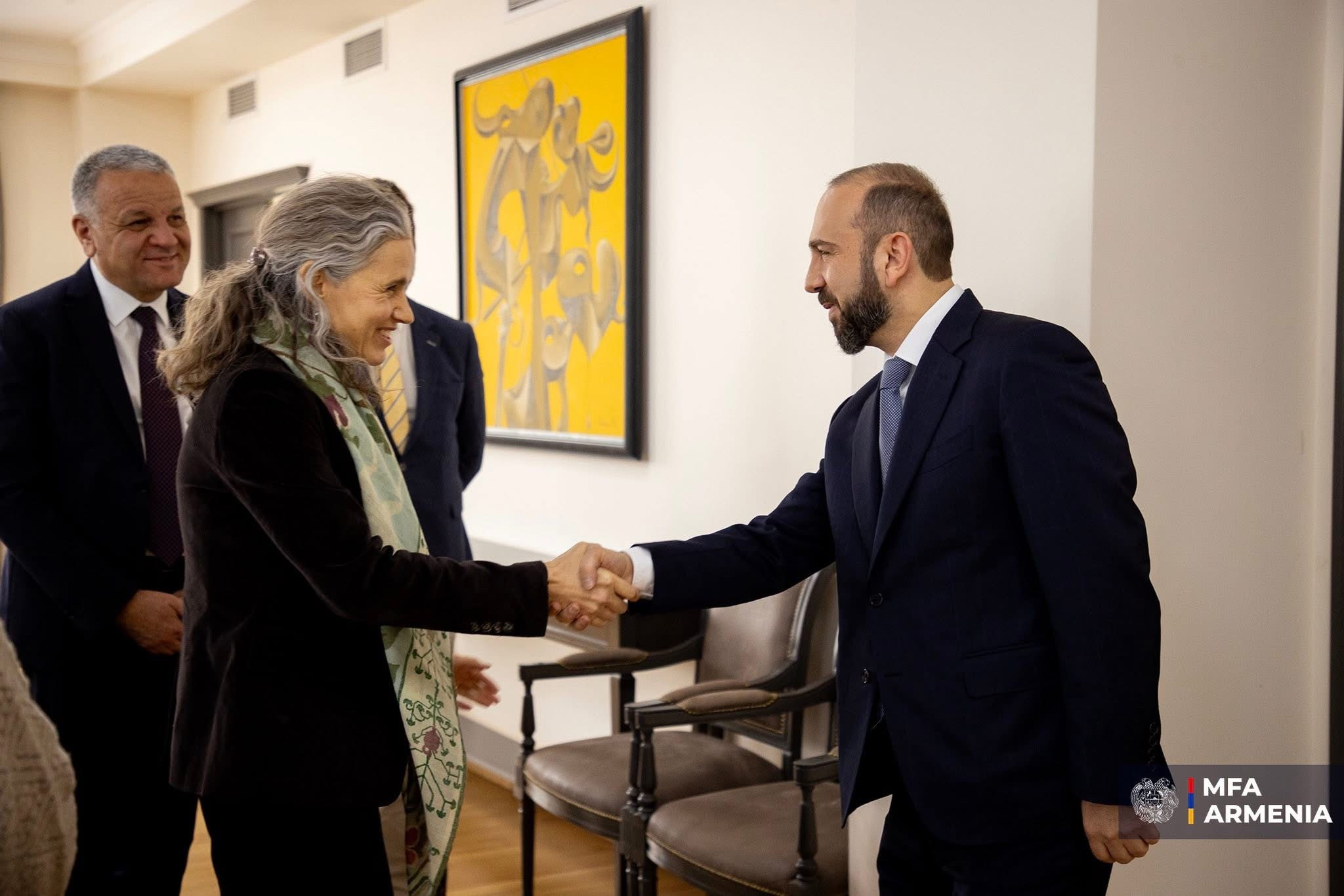 Արարատ Միրզոյանը և Մագդալենա Գրոնոն մտքեր են փոխանակել տարածաշրջանային հարցերի շուրջ