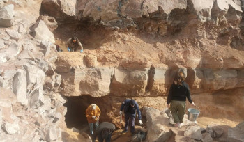 Օհանավանի նորահայտ ժայռափոր համալիրում պեղումների ընթացքում բացվում է համալիրի տնտեսական նշանակության քարայր-կացարաններից մեկը