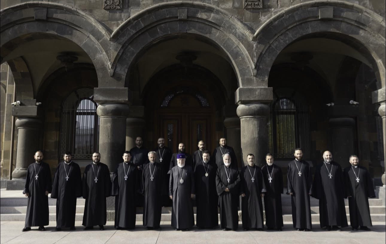 Ամենայն Հայոց Կաթողիկոսը հանդիպել է Գուգարաց թեմի հոգևոր սպասավորների հետ