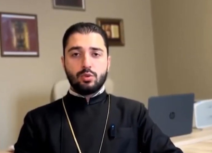 Այն պառակտիչ գործելաոճը, որն այսօր որդեգրել է Հայաստանի իշխանությունը, ուղղակիորեն հարված է հասցնում հայրենի մեր երկրի հիմքերին. Տեր Արսեն