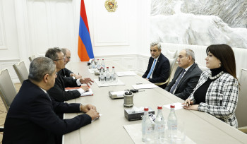 Փաշինյանն ընդունել է Հայ մշակույթի և արվեստի միջազգային համակարգման խորհրդի անդամներին