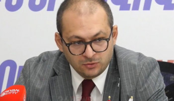 Ձեռքերս բարձրացրած մտել եմ քաղաքացիների և ոստիկանների մեջտեղը, ու ինձ բերման են ենթարկել. Մխիթարյան