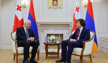 Վահագն Խաչատուրյանը հանդիպել է վարչապետ Իրակլի Կոբախիձեի հետ