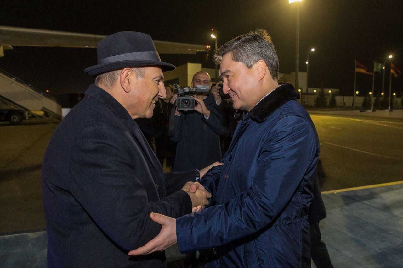 Նիկոլ Փաշինյանի գլխավորած պատվիրակությունը ժամանել է Աստանա