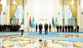 Կստորագրեն մի շարք  փաստաթղթեր․ տեղի է ունեցել Նիկոլ Փաշինյանի և Կասիմ-Ժոմարտ Տոկաևի ընդլայնված կազմով հանդիպումը