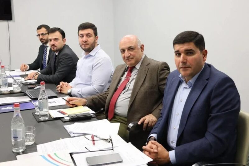 Հայտնի է, թե ովքեր են Բաքու մեկնած Հայաստանի քաղհասարակության ներկայացուցիչները․ մանրամասներ
