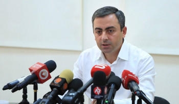 Իրականում սա ոչ թե երկու ժողովուրդների միջև վստահության ձևավորմանն  քայլ է, այլ Ալիևի արյունոտ ձեռքերը լվանալու փորձ․ Սաղաթելյանը՝ «քաղհասարակության» հինգ ներկայացուցչի Բաքու մեկնելու մասին