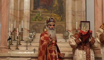 Անդրադարձ կատարենք մեր իրականությանը և կտեսնենք, թե ինչպե՛ս է մարտնչող տգիտության հենքի վրա փորձվում Մայր Եկեղեցու և մեր հայրերի հանդեպ մեր հնազանդությունն ու խոնարհությունը. մատուցվել է Սուրբ և Անմահ Պատարագ