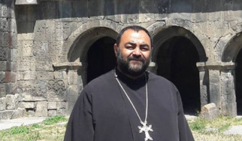 Թուրքի հետ լեզու կարող ես գտնել, ով բռնաբարել է քո նախնիներին, իսկ խիզախ զավակներդ թշնամինե՞րդ են, ի՞նչ է ուզածդ. Տեր Եփրեմը` Փաշինյանին