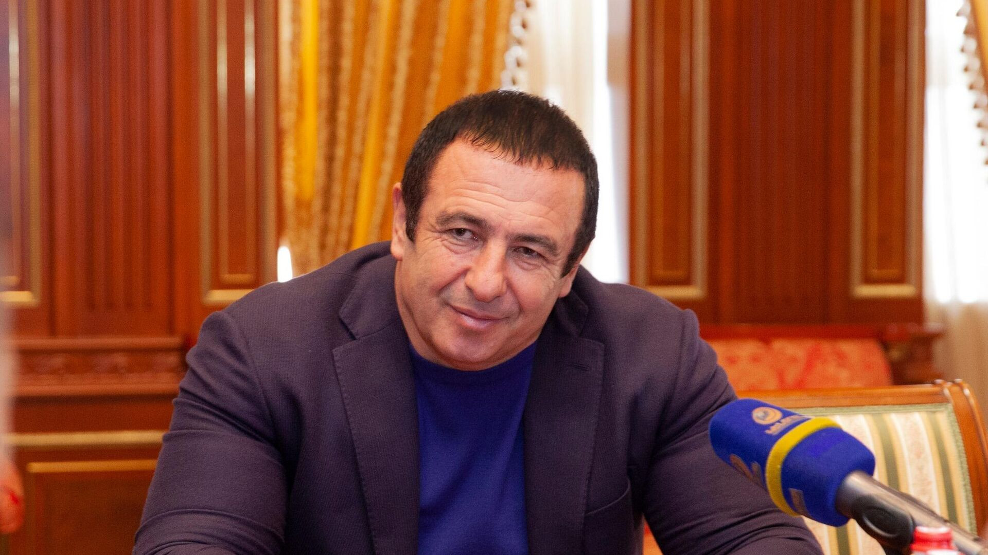 Whatsapp հավելվածում Գագիկ Ծառուկյանի անունով օգտահաշիվ է բացվել, որից հաղորդագրություններ են ուղարկվում տարբեր մարդկանց․ Իվետա Տոնոյան (լուսանկար)