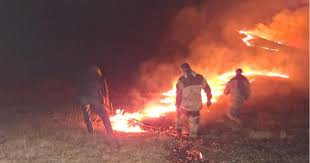 1830 փրկարարական ծառայող, 10 ոստիկանության ծառայող, 103 էկոպարեկ, 17 հիմնական և 143 օժանդակ տեխնիկա․ Ճամբարակ-Թթուջուր հատվածում հրդեհաշիջումը շարունակվում է