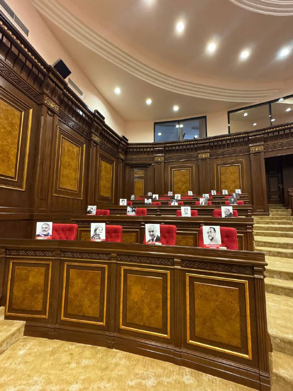 ԱԺ-ում մեկնարկեց ՀՀ-ում առկա քաղբանտարկյալների և նրանց խախտված իրավունքների վերականգնման մասին» թեմայով խորհրդարանական լսումները