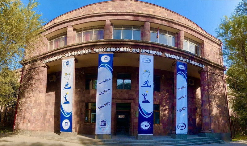 Ֆիզկուլտինստիտուտում 3 մարդ է կալանավորվել․ Sputnik Արմենիա