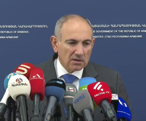 Փաշինյանը հանձնարարել է ստեղծել երկու աշխատանքային խումբ Երևանում օդի աղտոտվածության և խցանումների խնդիրների լուծման համար