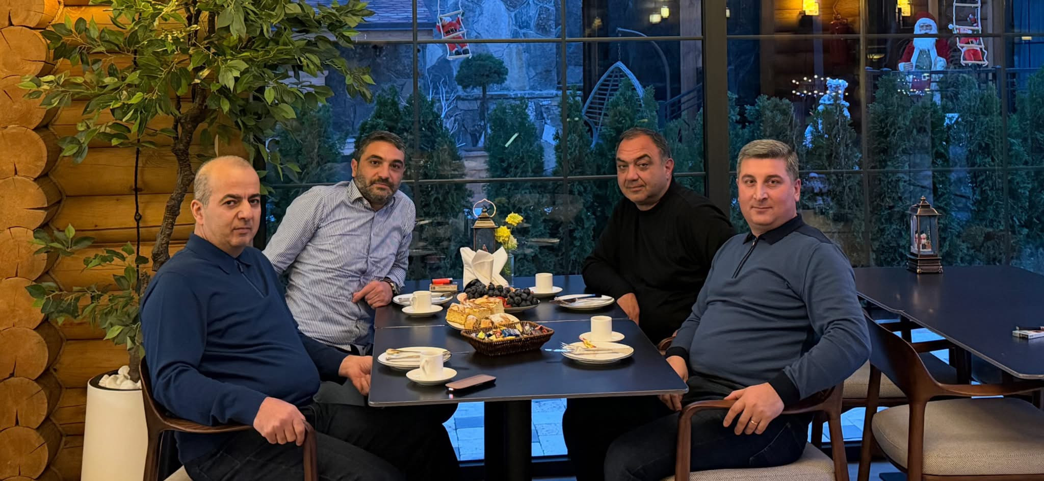 Արմեն Աբազյանն ու Վահե Ղազարյանը՝ ՔՊ–ականների հետ (լուսանկար)