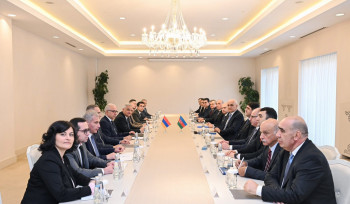 ՀՀ փոխվարչապետը Ադրբեջանում հանդիպել է Ադրբեջանի փոխվարչապետի հետ. ի՞նչ են քննարկել (լուսանկարկեր)