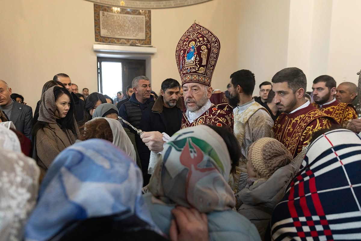 Մենք չենք ապրել որովհետև ուժեղ էինք, այլ որովհետև մեկ մարմին էինք՝ մեկ Եկեղեցի, մեկ աղոթք, մեկ հույս. Մայր Աթոռում նշվել է հայոց առաջին լուսավորիչների տոնը