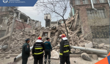 Երևանի Շիրակի փողոցում փլուզվել է եռահարկ շինություն․ ՆԳՆ