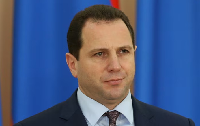 ԱԺ-ից դարձյալ մերժեցին Դավիթ Տոնոյանին. պատերազմի վերաբերյալ փաստաթուղթը զեկույց չէ․ «Ազատություն»