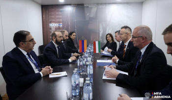 Արարատ Միրզոյանը հանդիպում է ունեցել Հունգարիայի արտաքին գործերի և արտաքին առևտրի նախարարի հետ