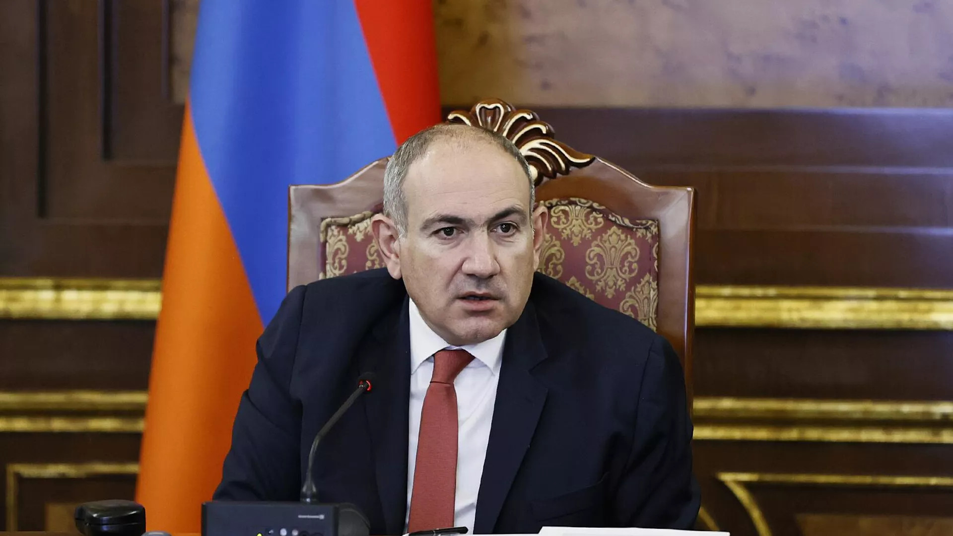 Փաշինյանը ներկայացրել է Եկեղեցու «նորոգման ճանապարհային քարտեզ» Վեհափառի հեռացումից հետո