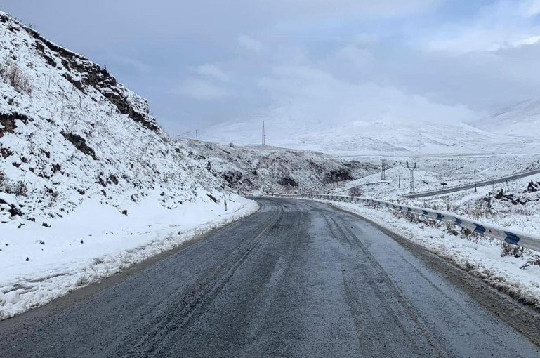 Վարդենիսի տարածաշրջանի ավտոճանապարհներին  տեղ-տեղ առկա է մերկասառույց