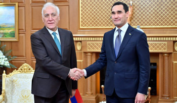 Վահագն Խաչատուրյանն առանձնազրույց է ունեցել Թուրքմենստանի նախագահ Սերդար Բերդիմուհամեդովի հետ