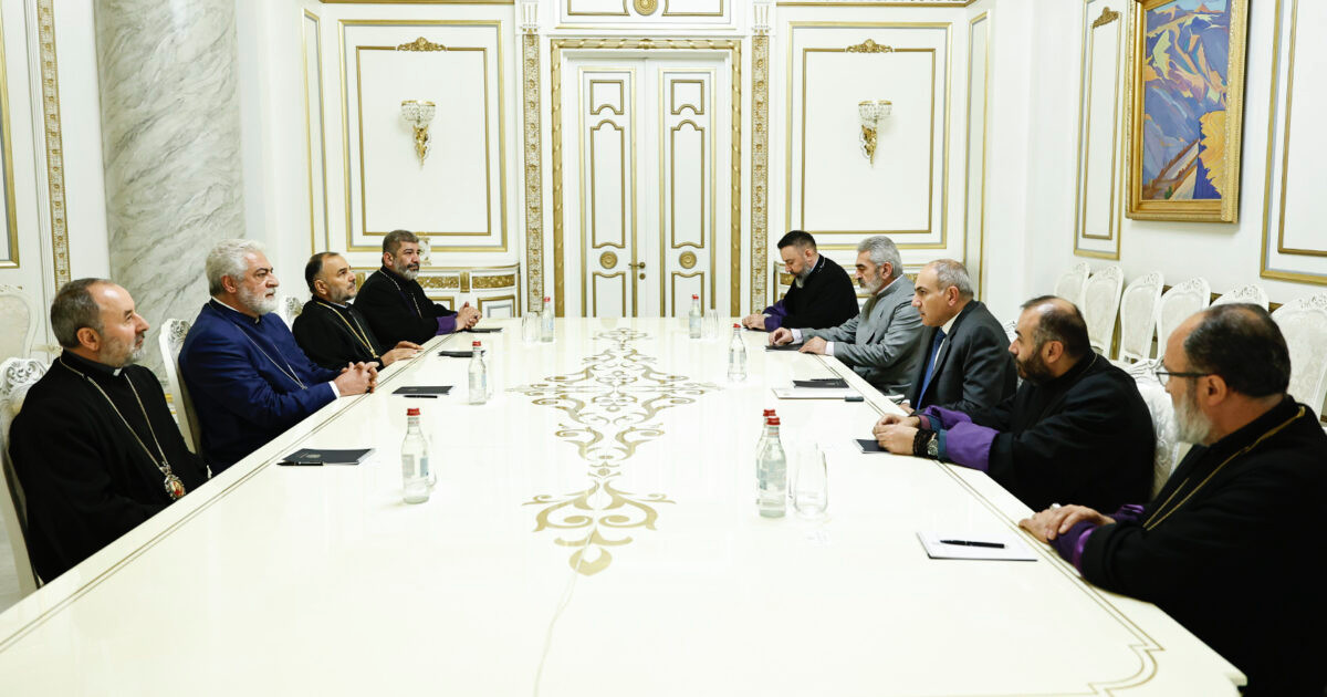 Ցուցակագրված երեք եպիսկոպոսները մերժել են. «Հրապարակ»